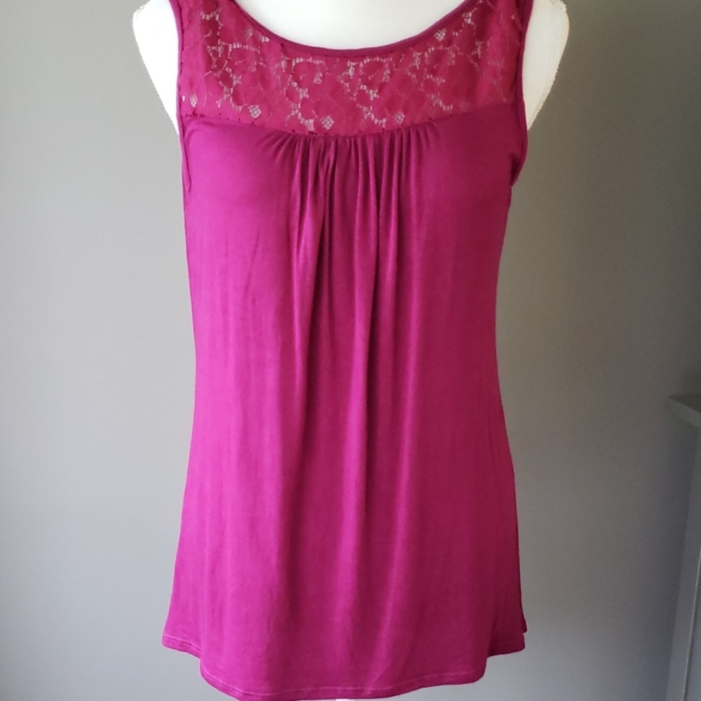 Lace tank top
